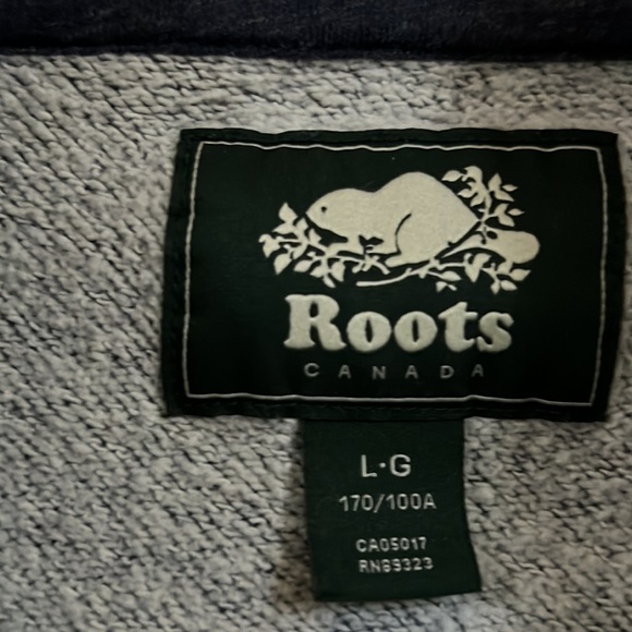 Pre-Owned Roots 3/4 collard zip sweatshirt Size L in great condition. - Picture 2 of 3